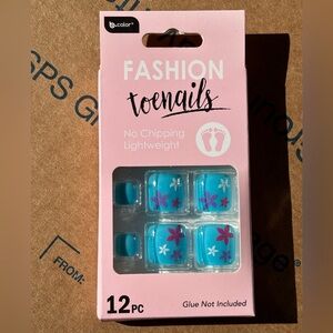 Fashion Toenails - Blue and Purple